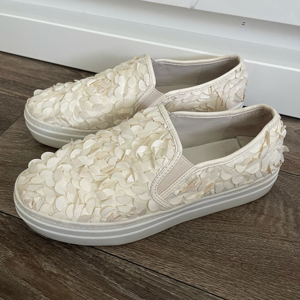 Alice + Olivia Sasha Floral Sneakers